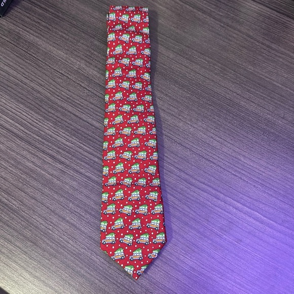 Vineyard Vines Other - NWT! Vineyard Vines‎ Christmas Tree Car Tie